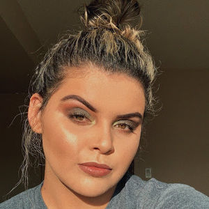 Meet your Posher, Eduarda